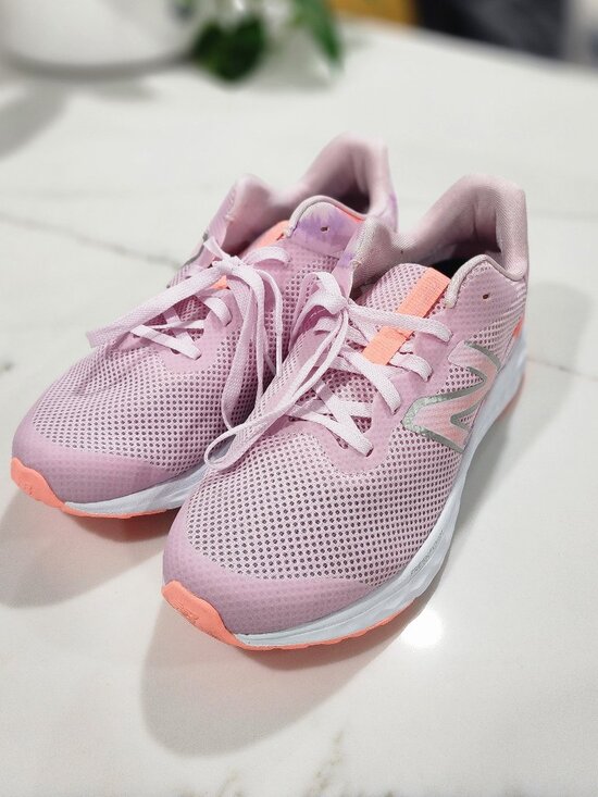 New Balance Kids Fresh Foam Arishi v4 Pink Size 7US - Picture 1 of 5